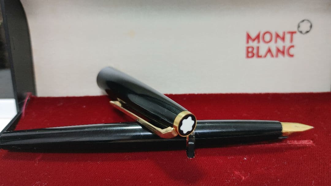 ♕★ＭＯＮＴＢＬＡＮＣ★♕　レジン　ブラック・ゴールド