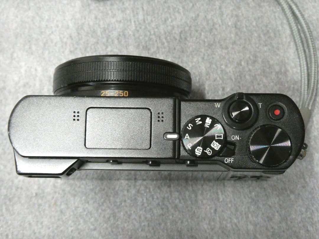 Panasonic　LUMIX DMC-TX1　　【ジャンク品】
