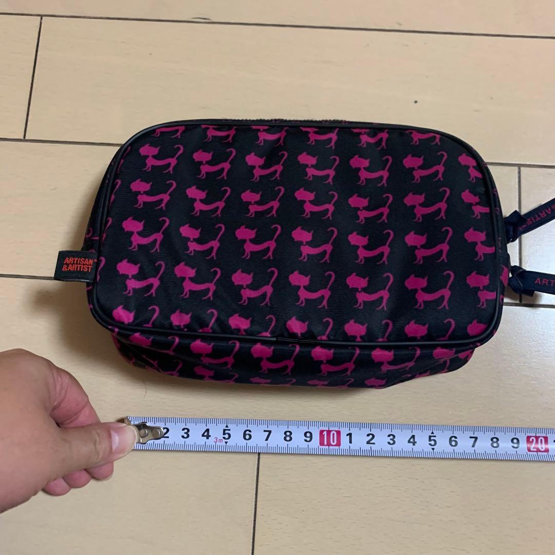 ARTISAN &ARTIST アルティザンアンドアーティスト　化粧ポーチ