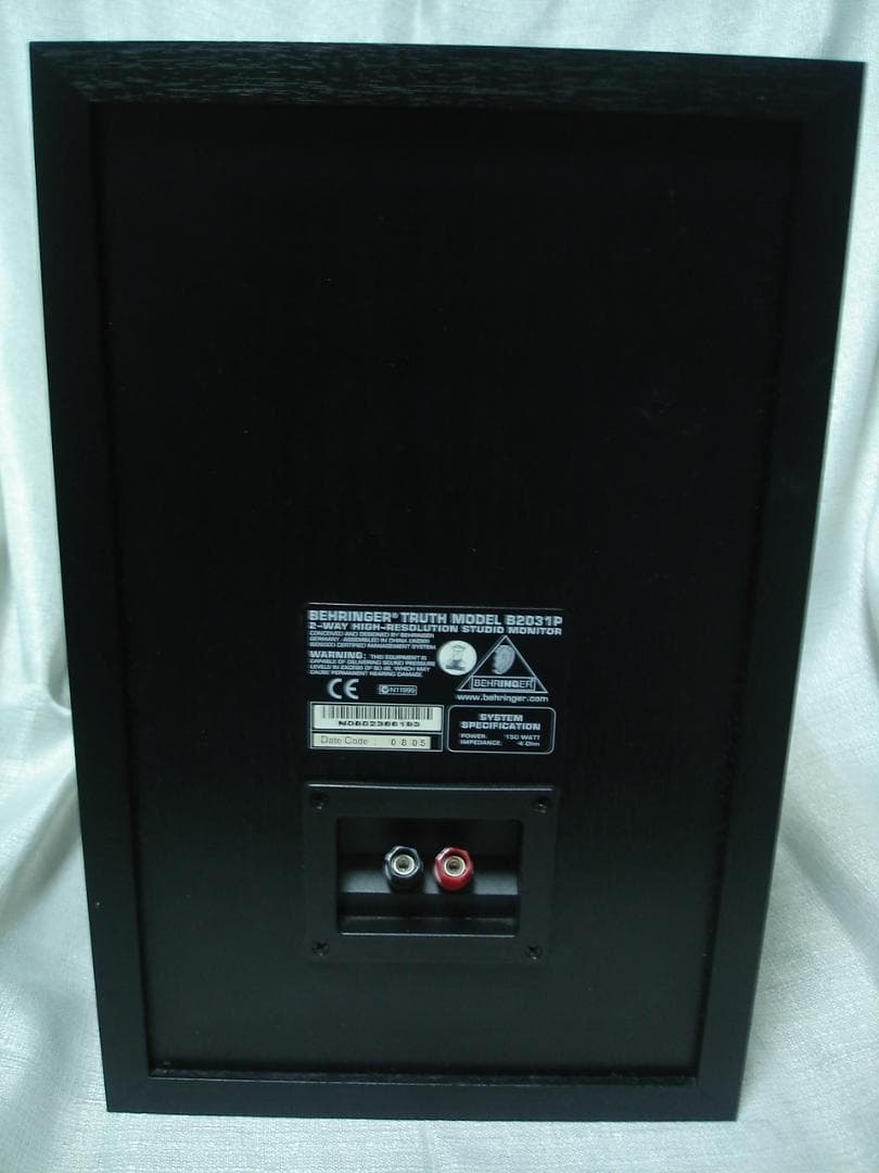 BEHRINGER ベリンガー モニタースピーカー B2031P 1台目