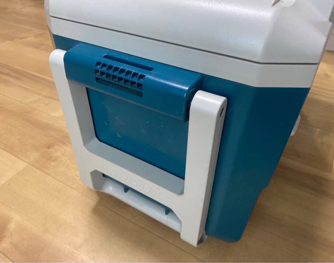 マキタ 保冷温庫 CW180D ジャンク品