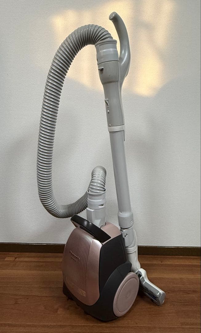 【動作品】Panasonic MC-PK17A-P 紙パック式掃除機 2017年
