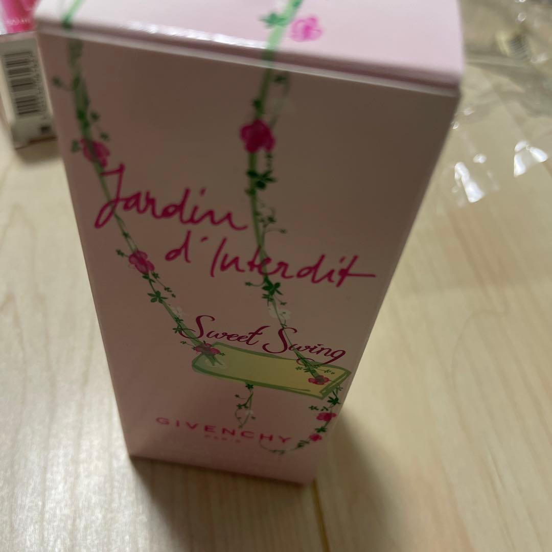 香水(女性用) GIVENCHY 50ml