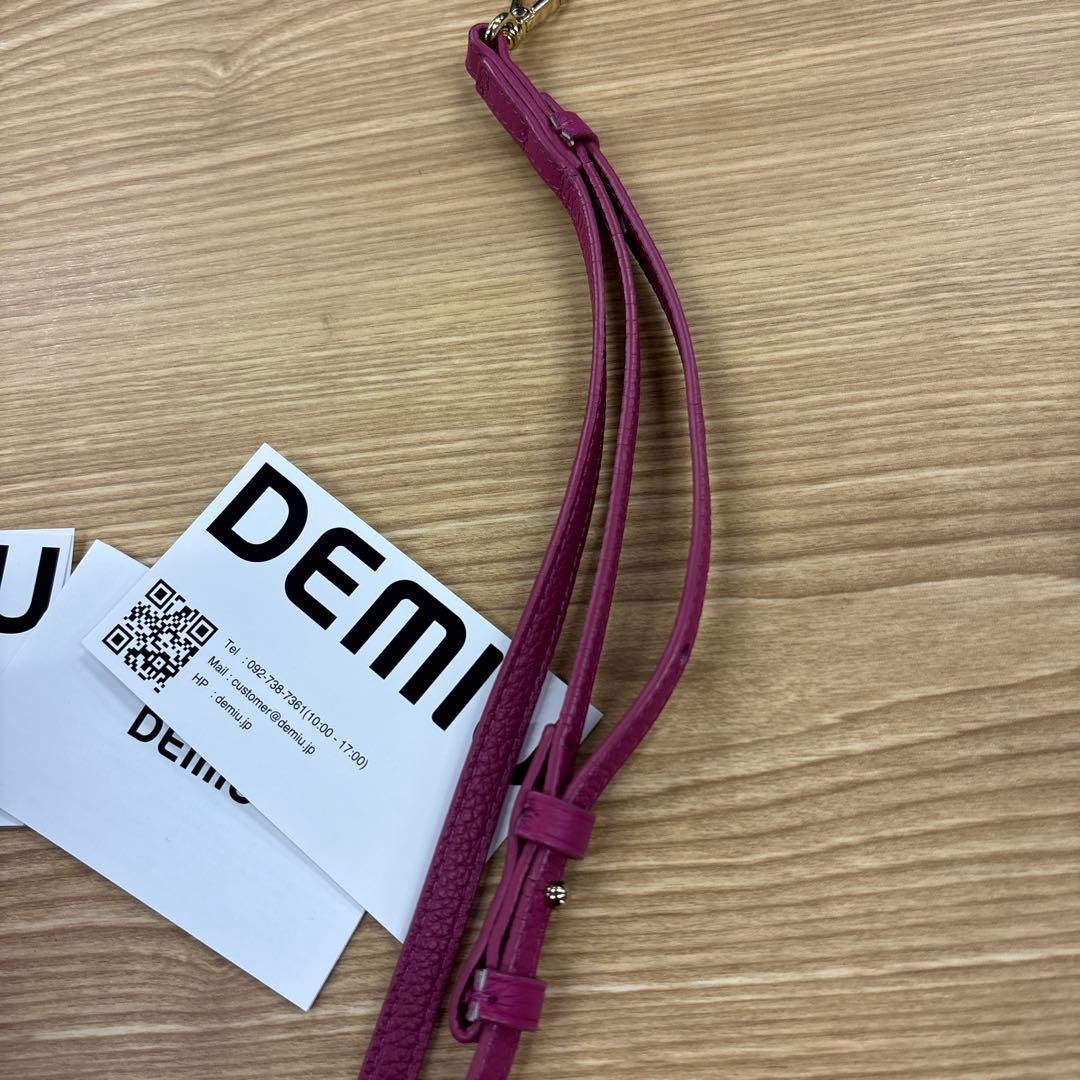 DEMIU レザー iPhone15ボディケース マゼンタピンクショルダー付き