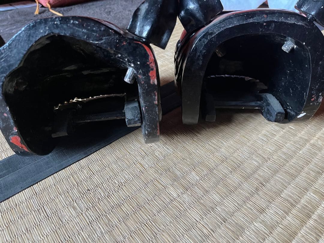 〖早い者勝ち〗獅子頭 木製お面 赤黒 ペア 2匹