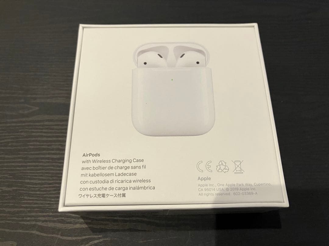 Apple AirPods 第2世代 ワイヤレス充電ケース MRXJ2J/A