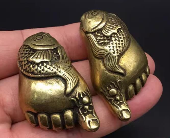銅細工 置物 小脚 脚 香挿 装飾品 工芸品 美術品