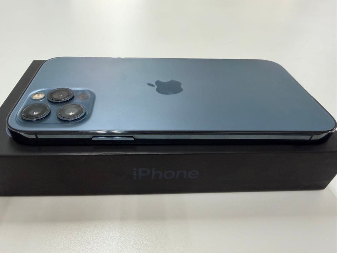 Apple iPhone 12 Pro 258GB パシフィックブルー
