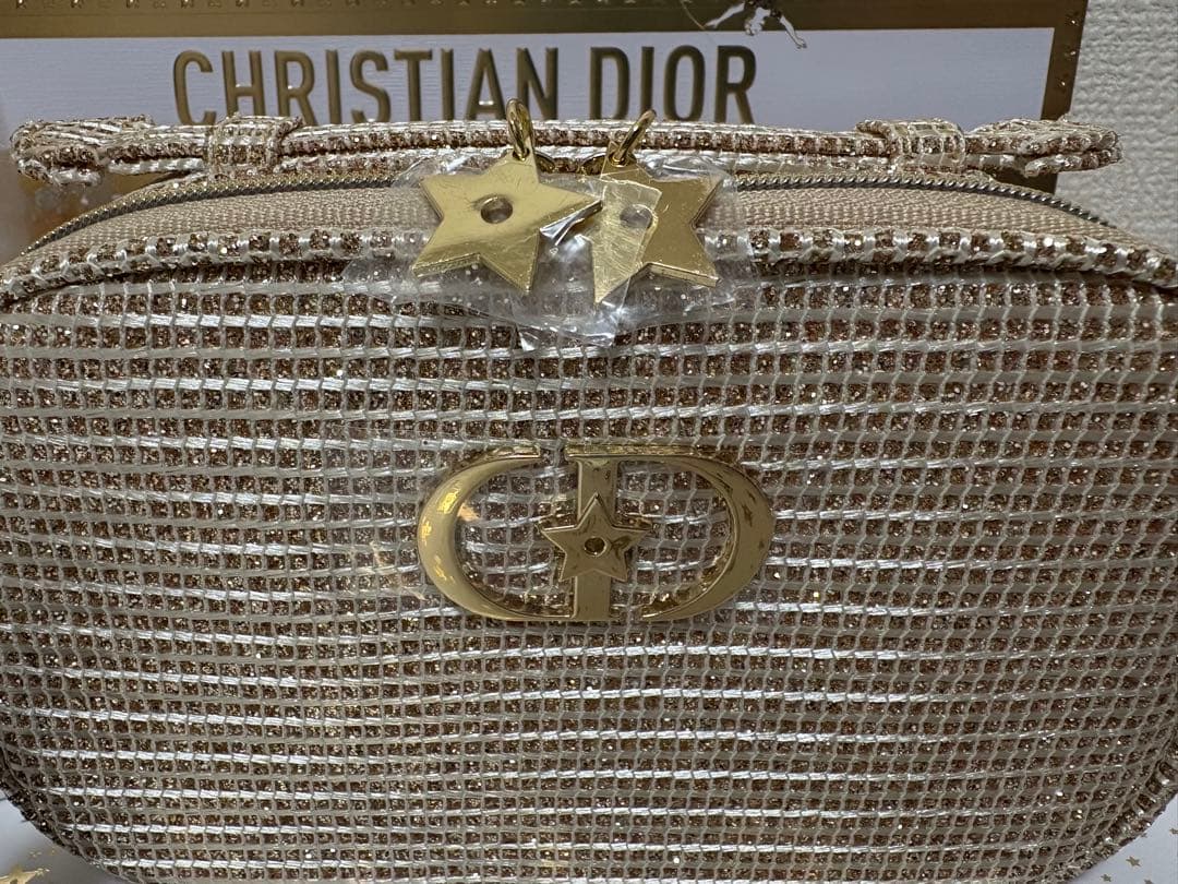 最安値☆DIOR ホリデーオファー ミニ香水2本とルージュ1本 化粧ポーチセット