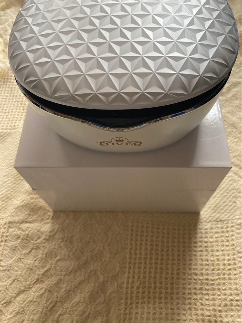 TOVEO 脱毛器 ホワイト