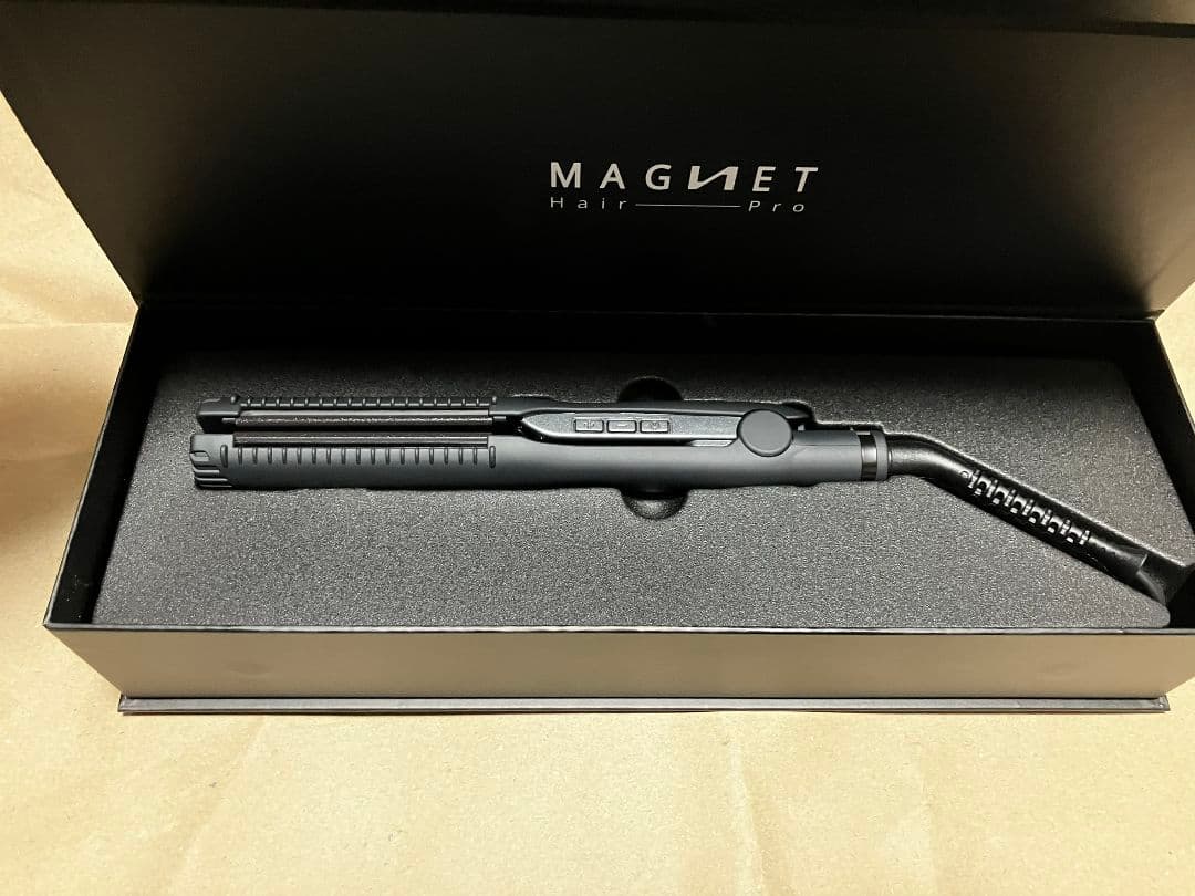 ホリスティックキュアーズ マグネットヘアプロ ストレートアイロン 未使用