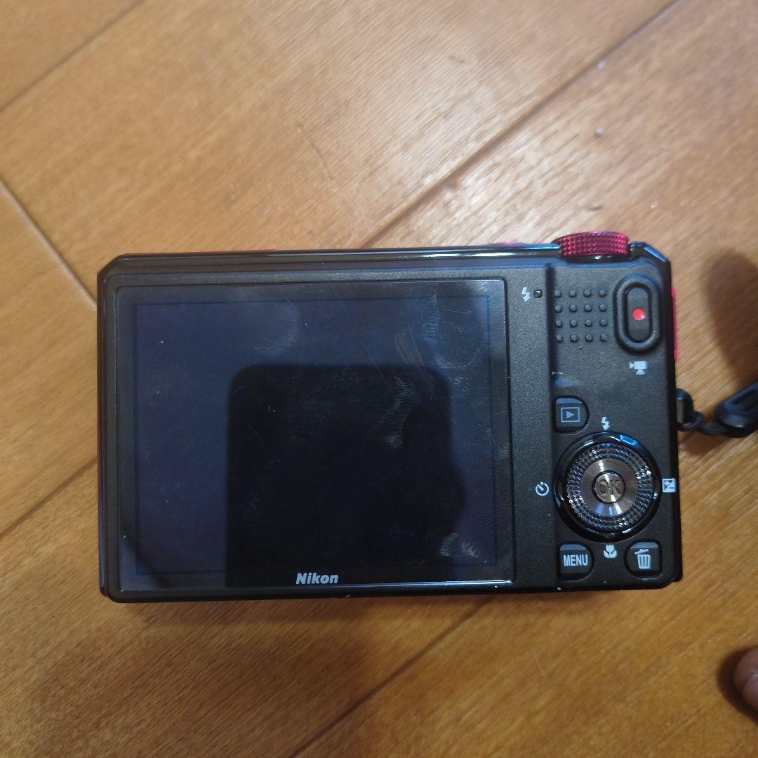 Nikon COOLPIX S9100 赤