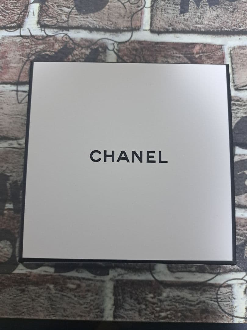 CHANEL…ラクレームマンテクスチャーリッシュ+リッチクリーム(サンプル)