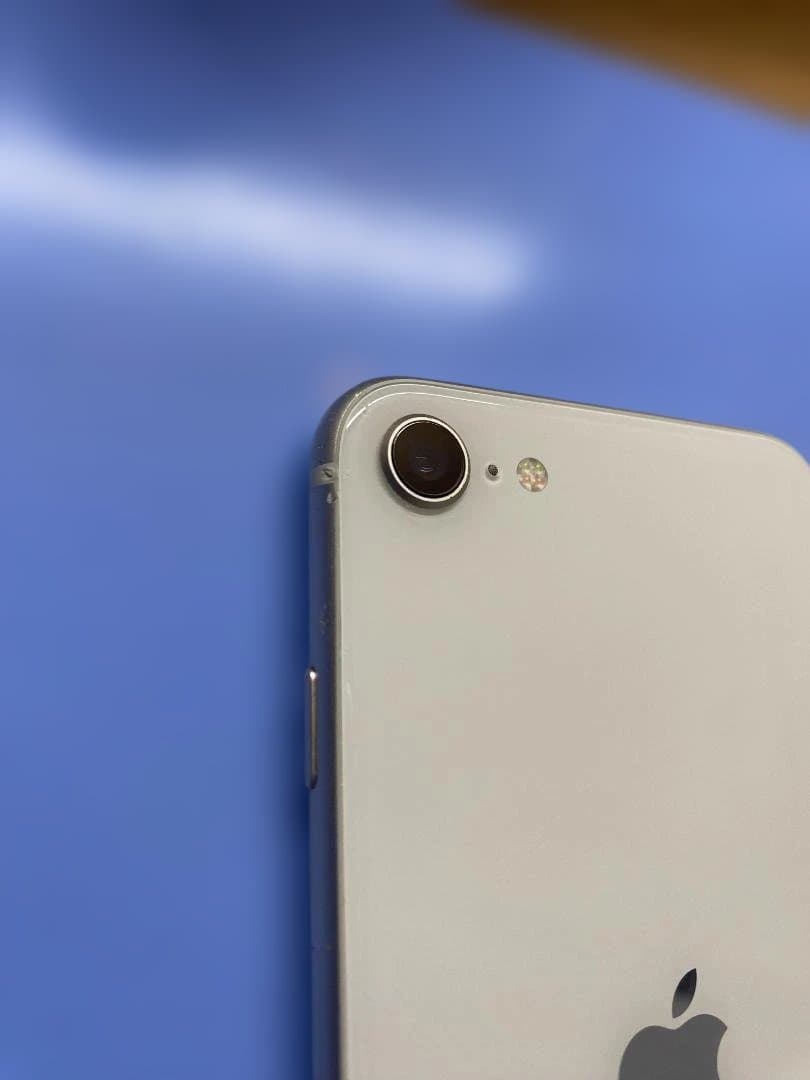 Apple iPhone SE３ スターライト 128 GB 本体
