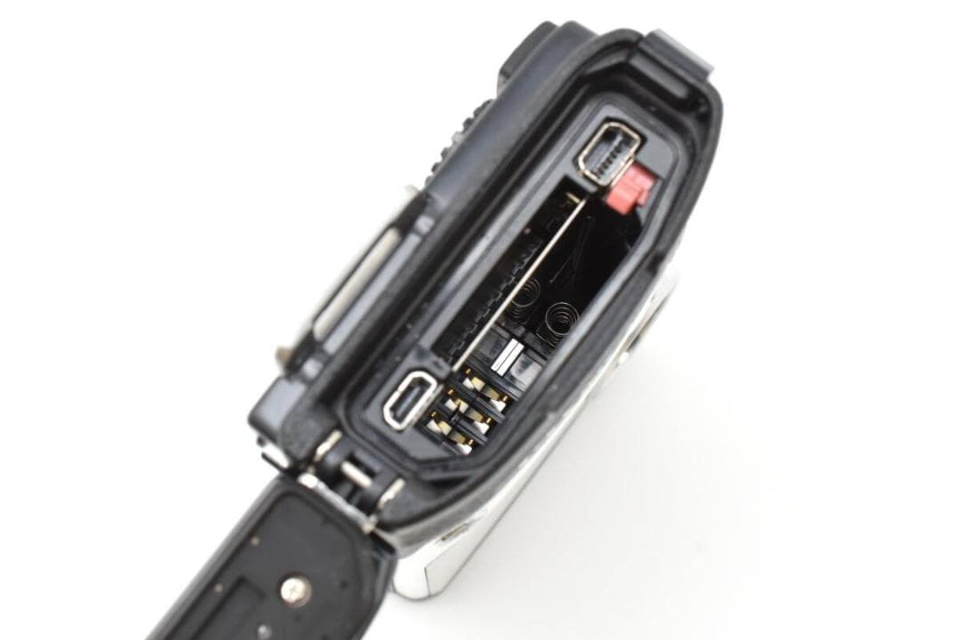 Olympus STYLUS TG-850 TOUGH ホワイト 箱付き＊50