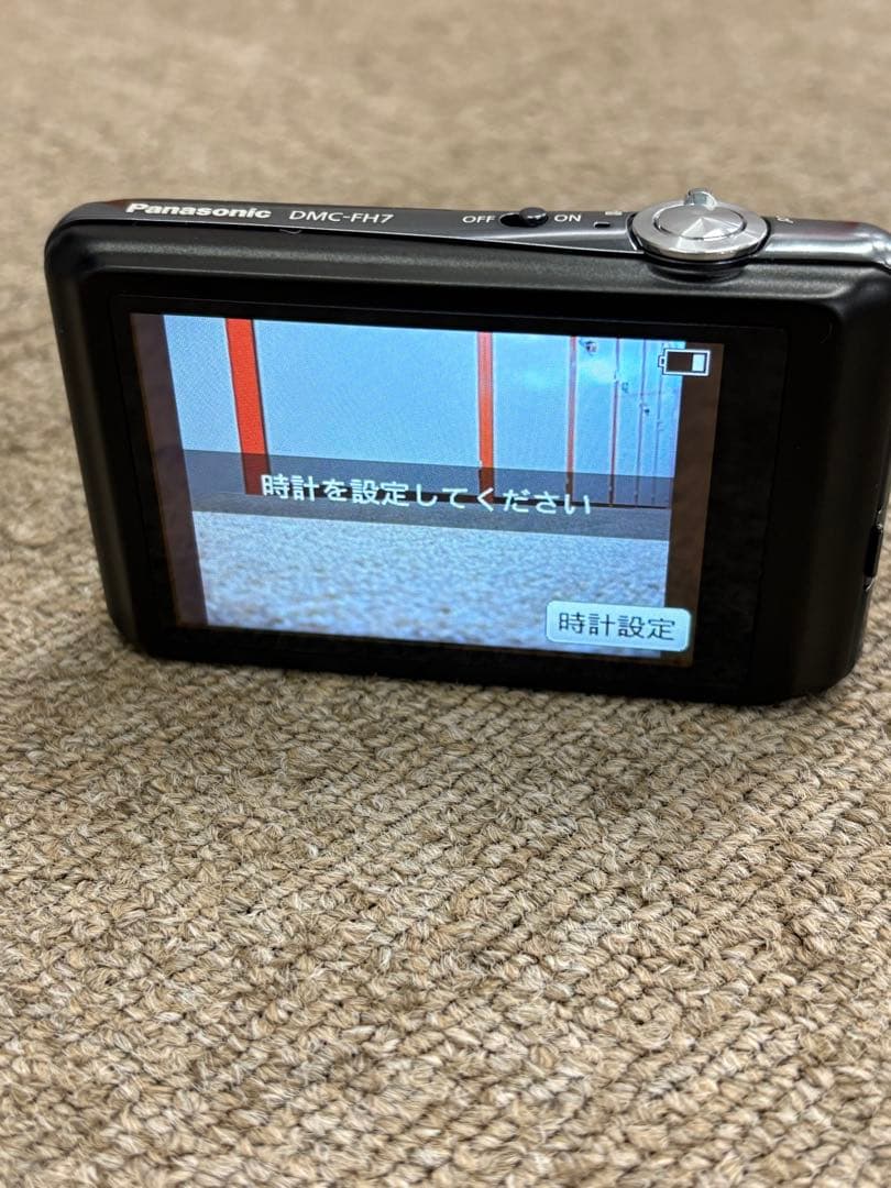 【極美品】Panasonic パナソニック DMC-FH7 ブラック 黒