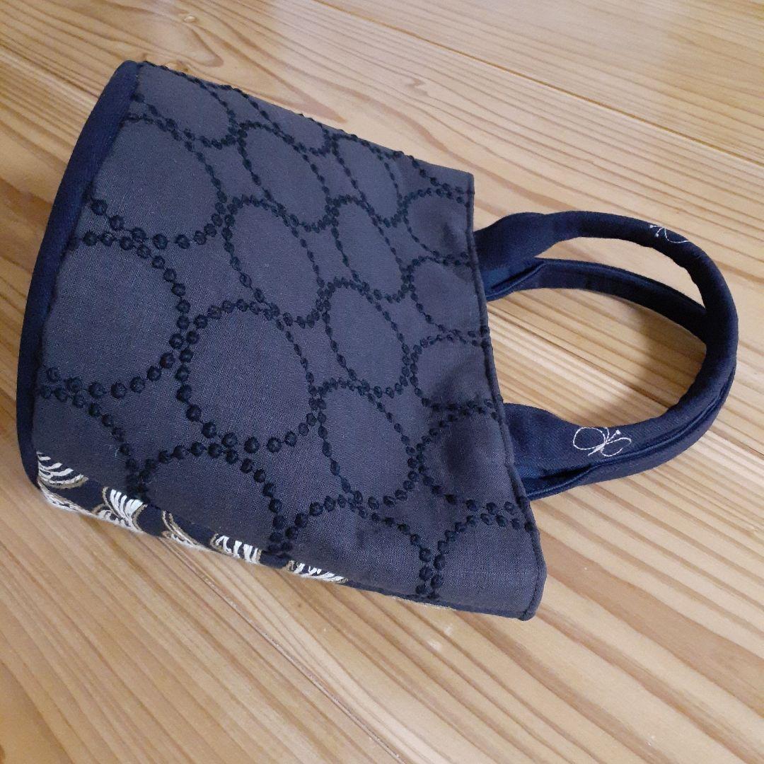 ミナペルホネン　followingday＋tambourine 丸底トートバッグ
