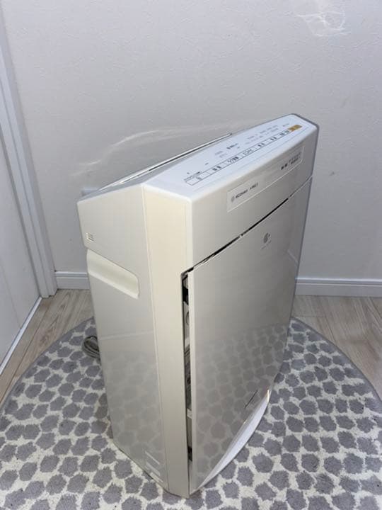Panasonic F-VC55XK-W パナソニック 空気清浄機　ホワイト