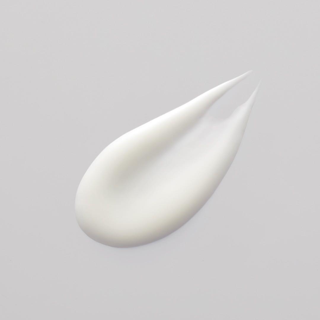 Narisナリス セルグレース ミルク　乳液 2本　新入荷