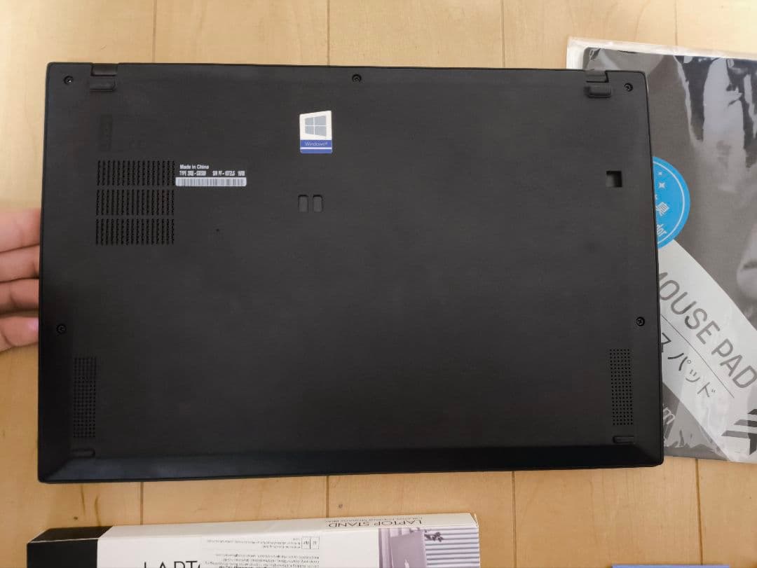 Lenovo X1 Carbon 第8世代 i7/ 256GB OC