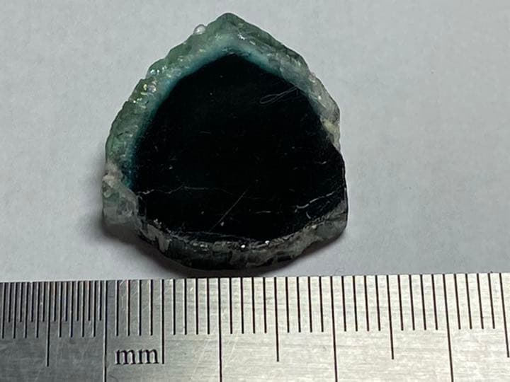 トルマリン　スライス　26.4ct