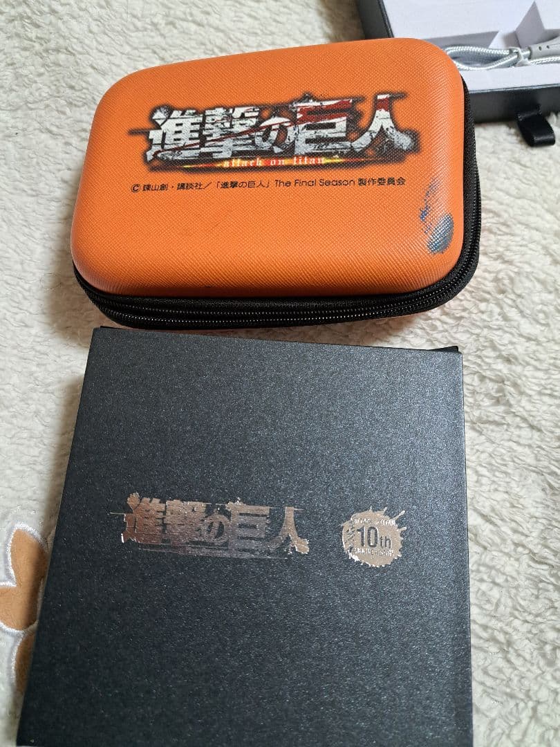 進撃の巨人 コラボ 期間限定 モバイルバッテリー