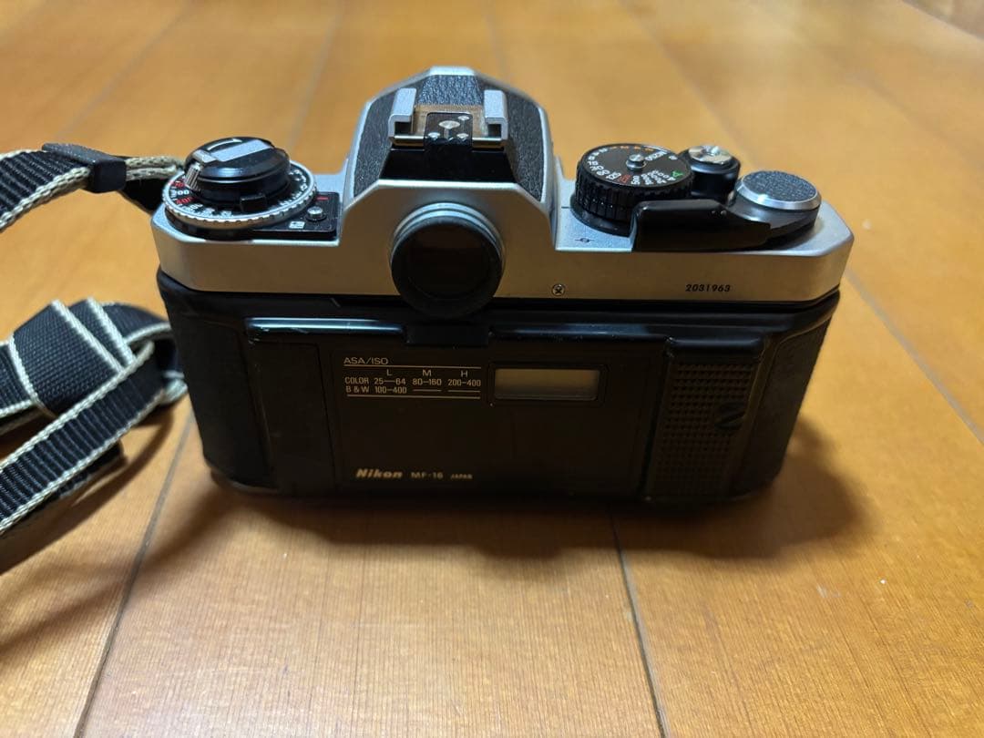 Nikon FE2 フィルムカメラ レンズ付き