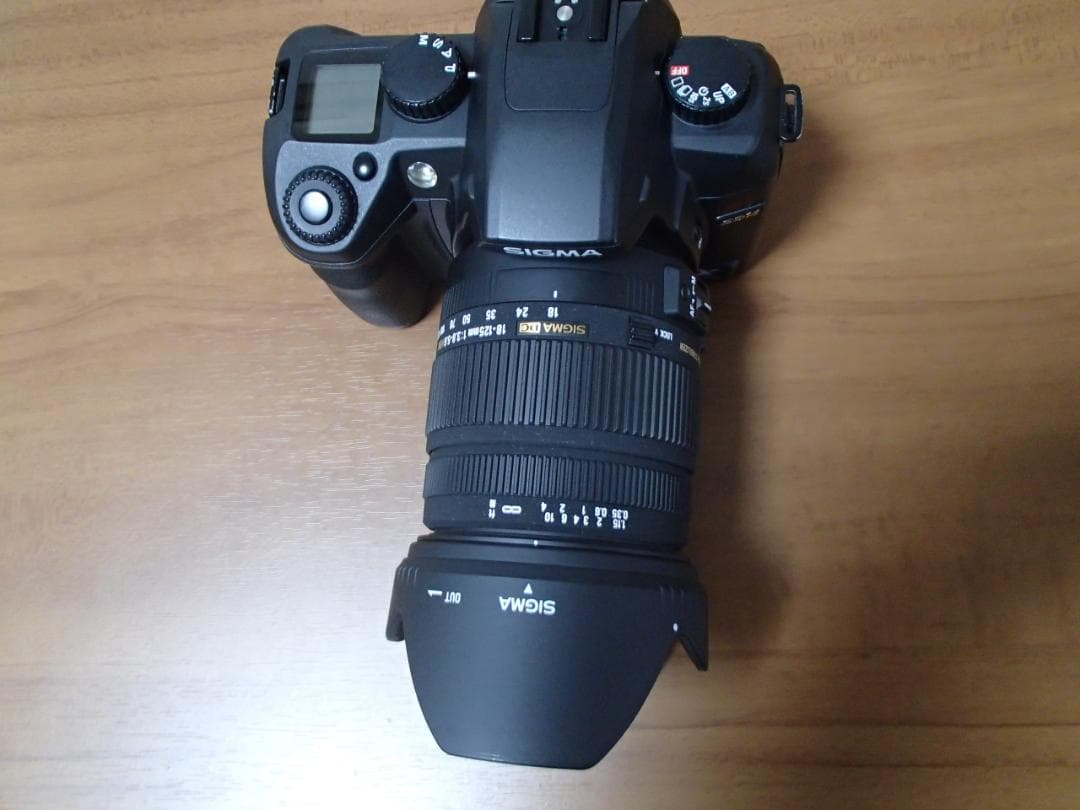 SIGMA SD14 デジタル一眼レフカメラ 本体とレンズ付き