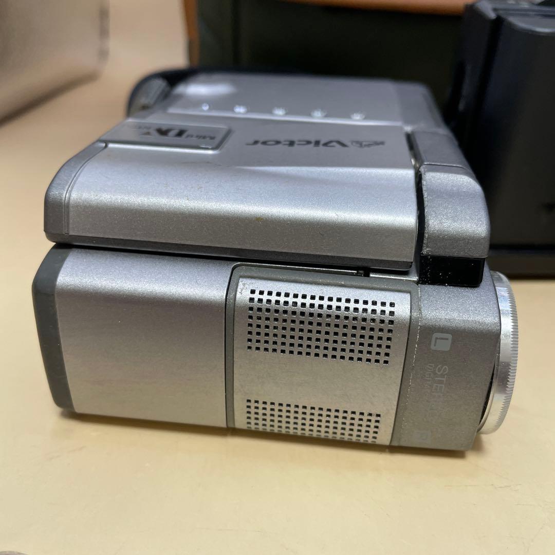 Viltor ビクター　GR-DVY 40× 当時物　デジタル　ビデオカメラ