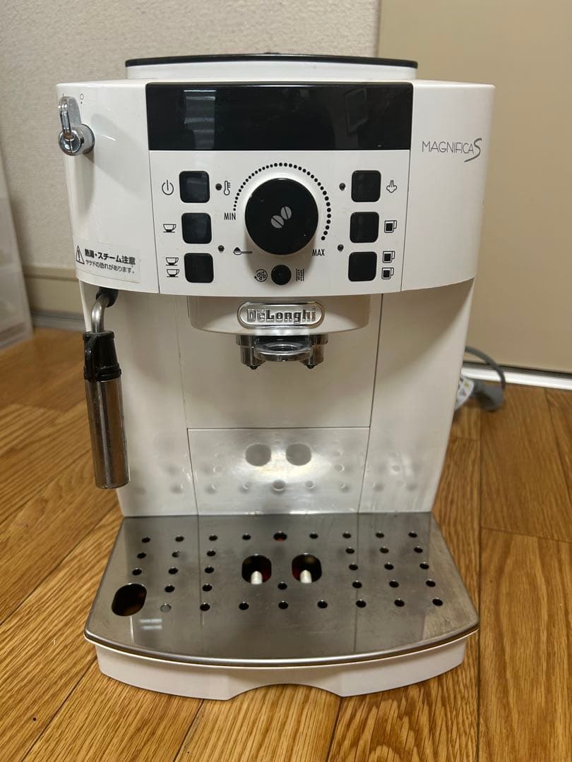 デロンギ　マグニフィカS De'Longhi 全自動コーヒーマシン