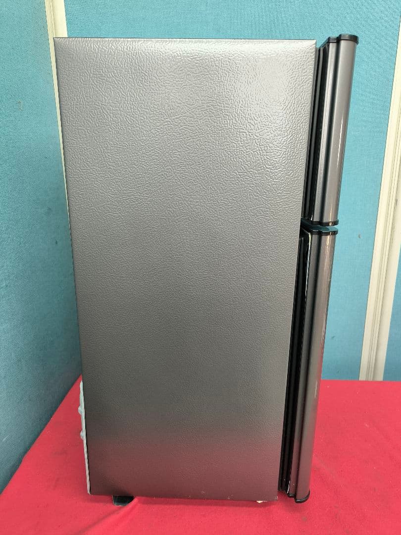 2024年製美品　ONE STEP 2ドア冷蔵庫60LコンパクトTE-RE001