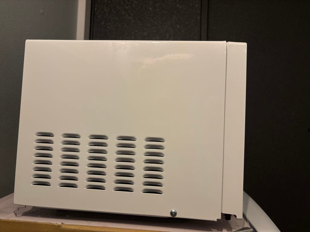 アイリスオーヤマ 2024年製　ほぼ新品　電子レンジ　ホワイト
