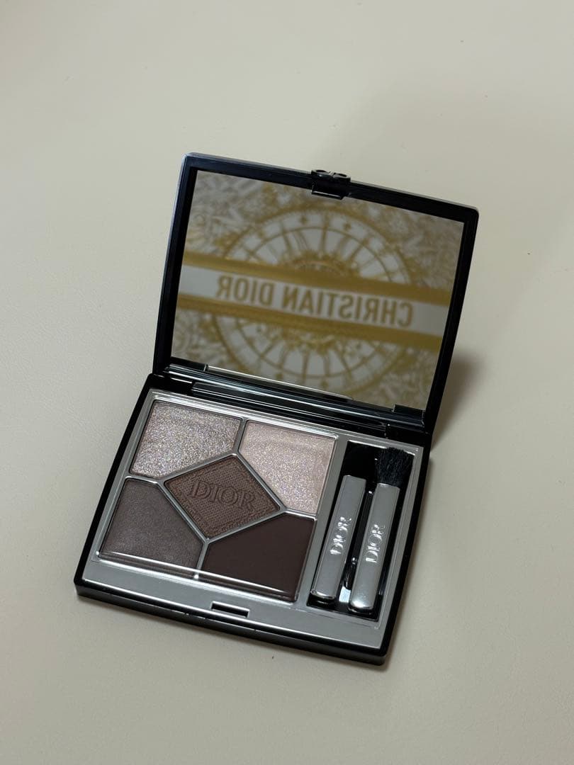 Dior サンク クルール 669 ソフトカシミア