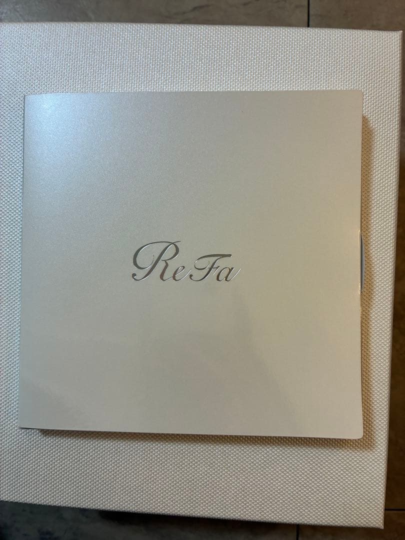 【美品・ほぼ未使用】ReFa リファカラットレイ