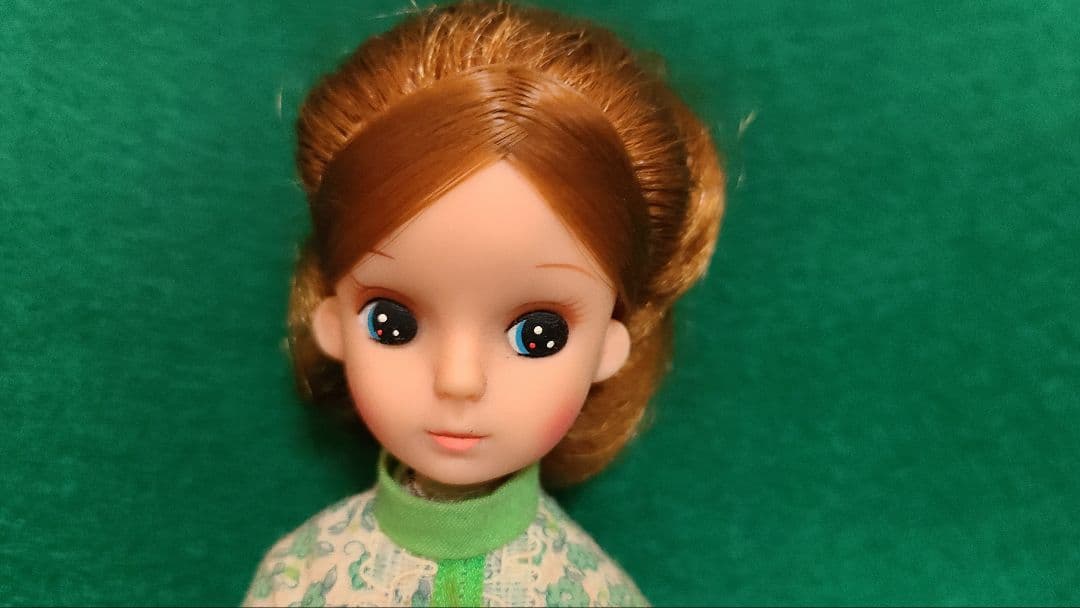 レトロ・2代目リカちゃん・(TAKARA MADE IN JAPAN)