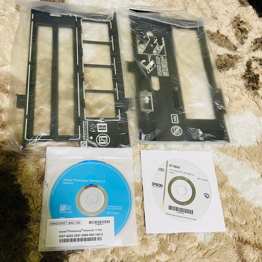 【付属品多数】EPSON GT-X820 フィルムスキャナー 高解像度