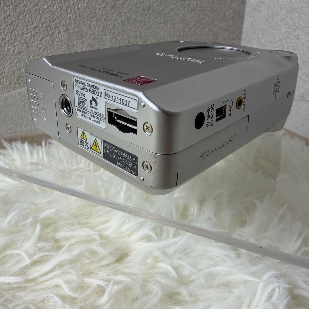 未使用級 FUJIFILM FinePix6800z 付属品完品 バッテリー新品