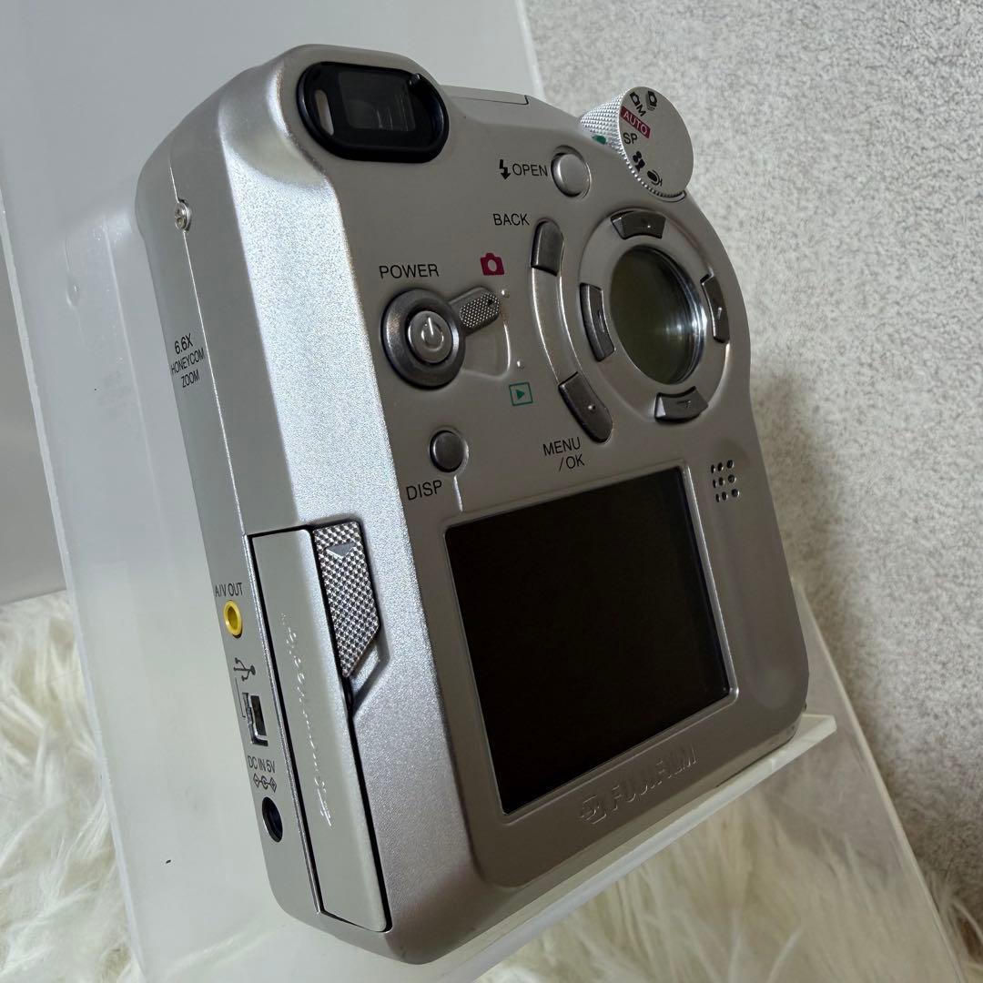 未使用級 FUJIFILM FinePix6800z 付属品完品 バッテリー新品