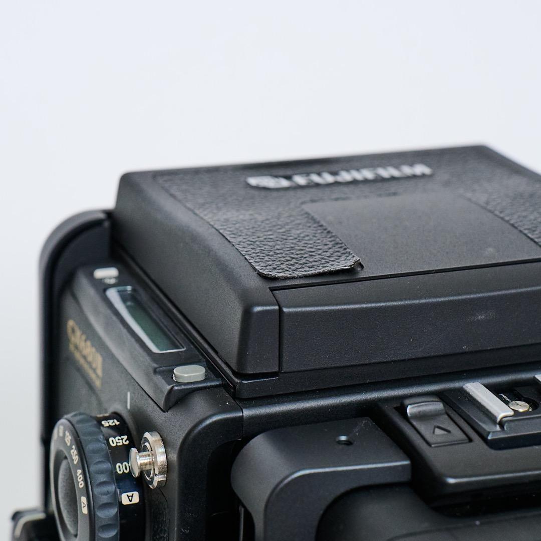 FUJIFILM GX680Ⅲ Professional ケース付