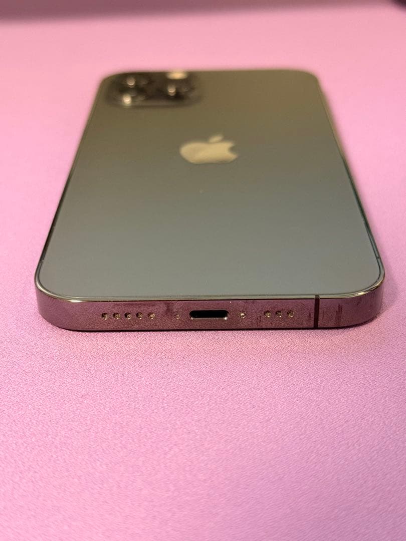 Apple iPhone 12 Pro グラファイト