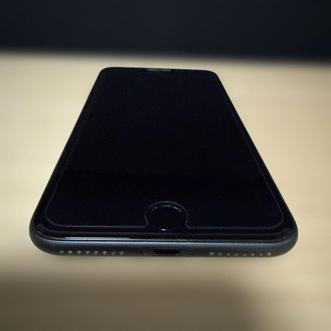 iPhone8Plus 64GB スペースグレーSIMフリーi Faceケース付