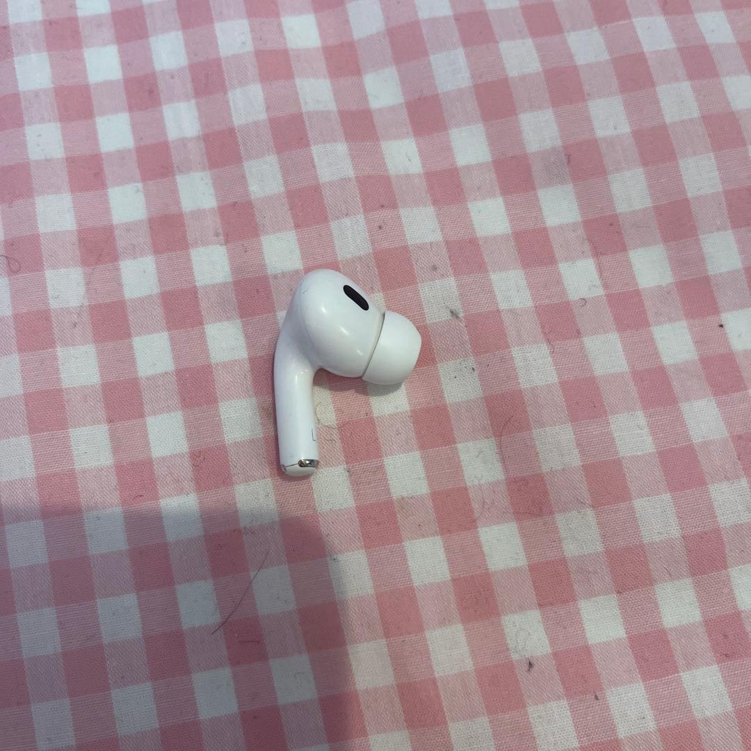 AirPods Pro 第二世代　左耳　ケース　本体