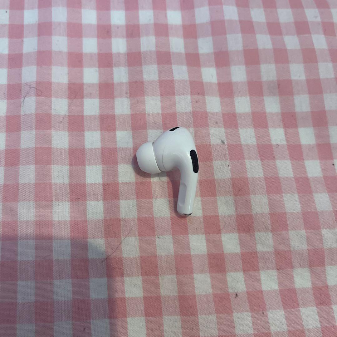 AirPods Pro 第二世代　左耳　ケース　本体