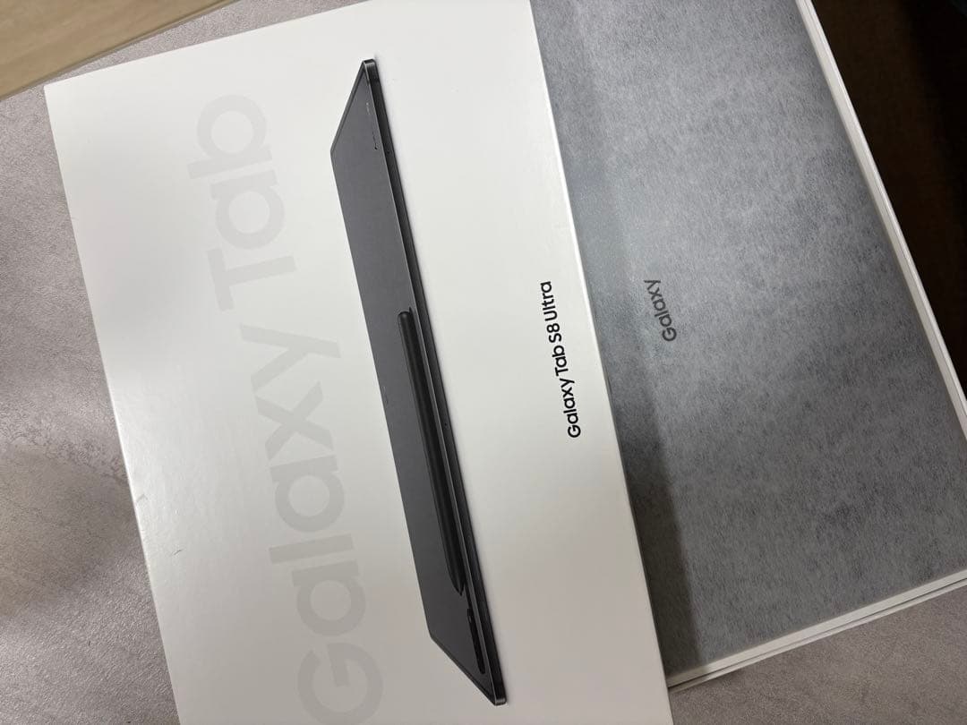 Galaxy Tab S8 Ultra 本体 + S Pen