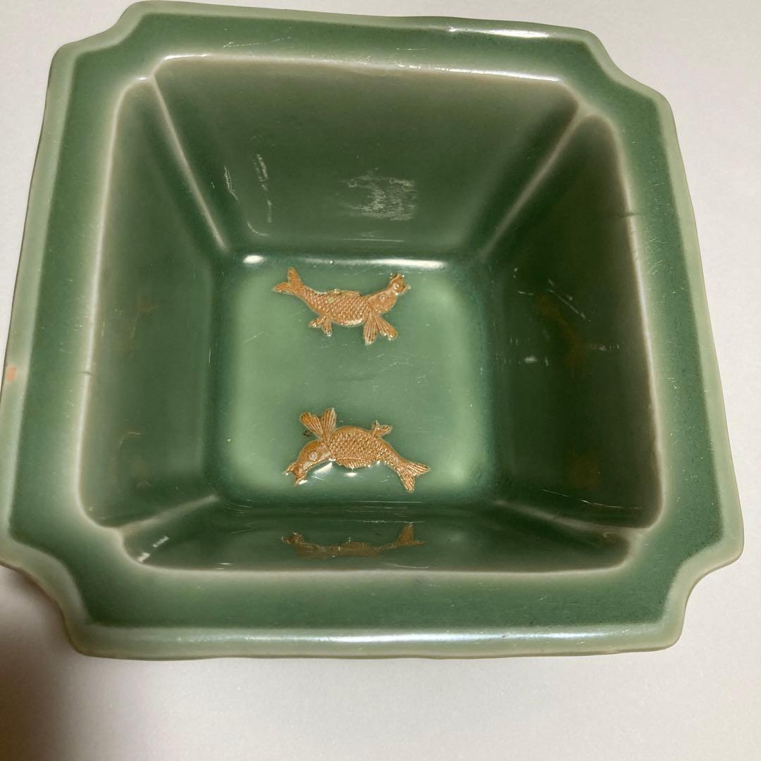 三田青磁双魚図