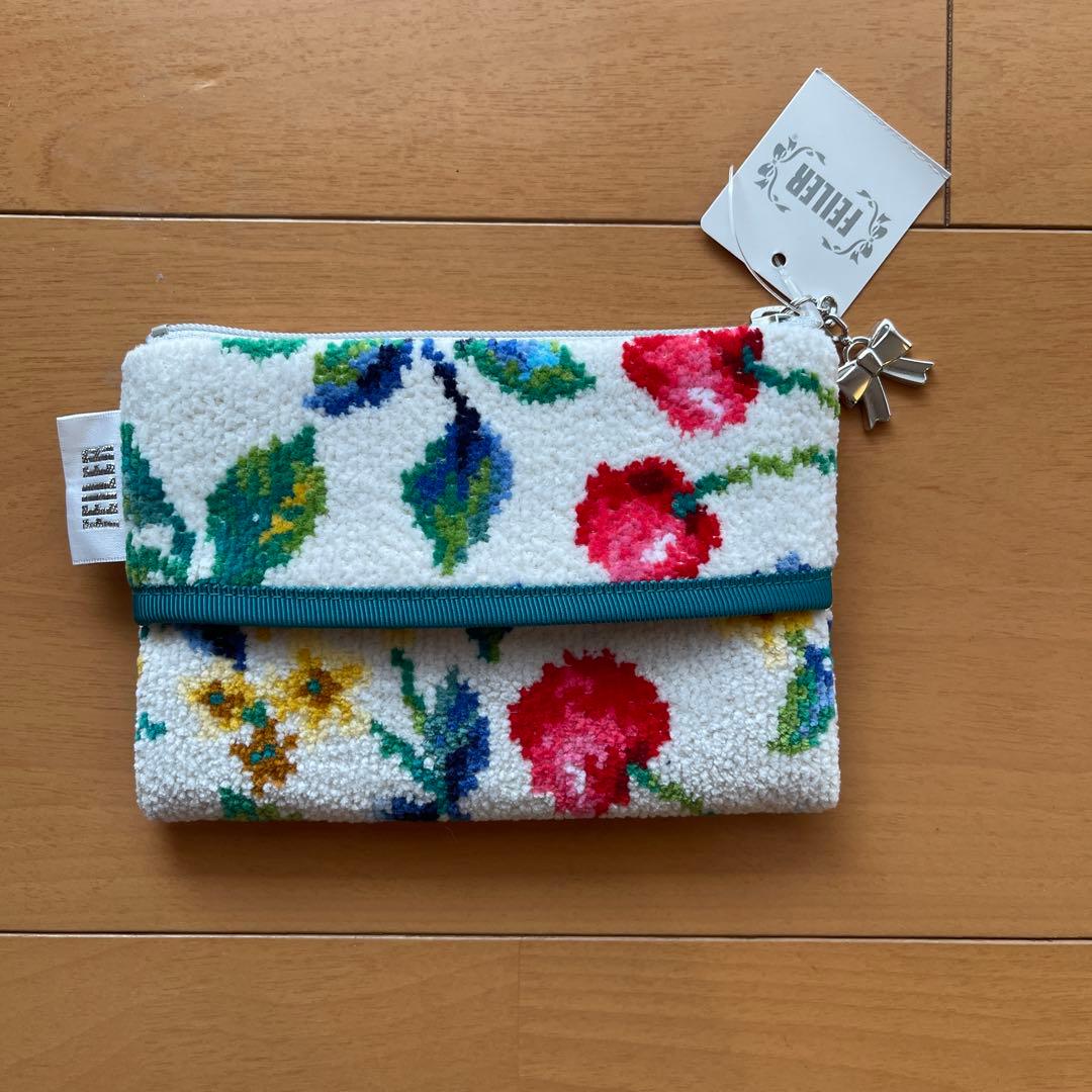 新品　FEILER チェリー柄　セット　タオル　ポーチ　箱入り