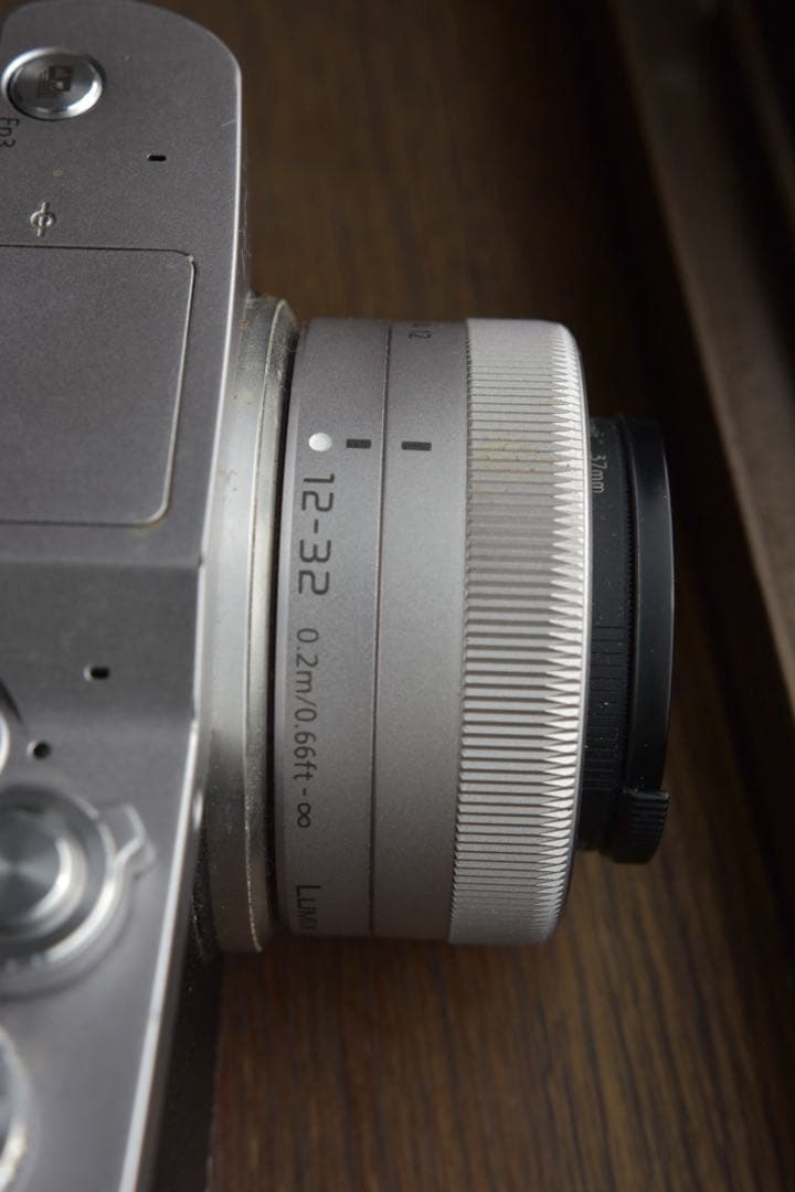 LUMIX（ルミックス）　DC-GF9 12-32ズームレンズ付き　パナソニック