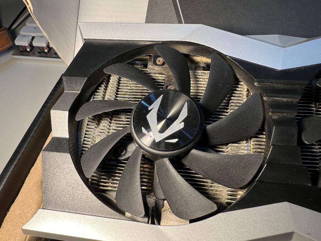 ZOTAC GEFORCE RTX 2060 SUPER 8GB 動作未確認