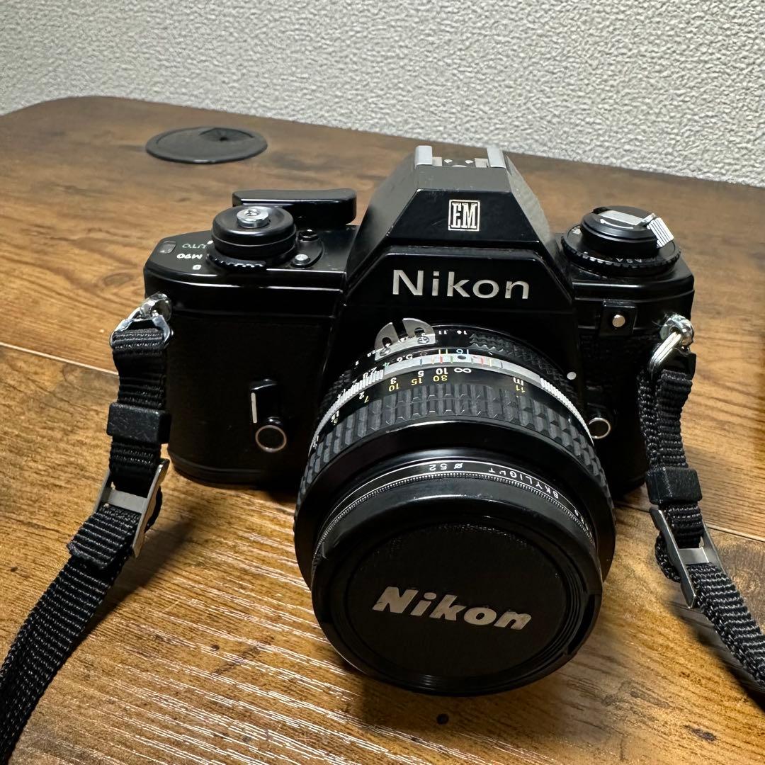 Nikon EM 一眼レフ カメラ フィルムカメラ ニコン