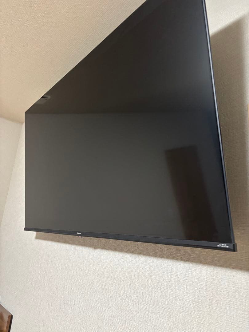 大画面液晶テレビ Hisense 50インチ　壁掛け用！